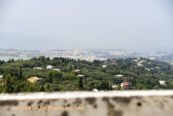 Ausblick Achilleion auf Korfu