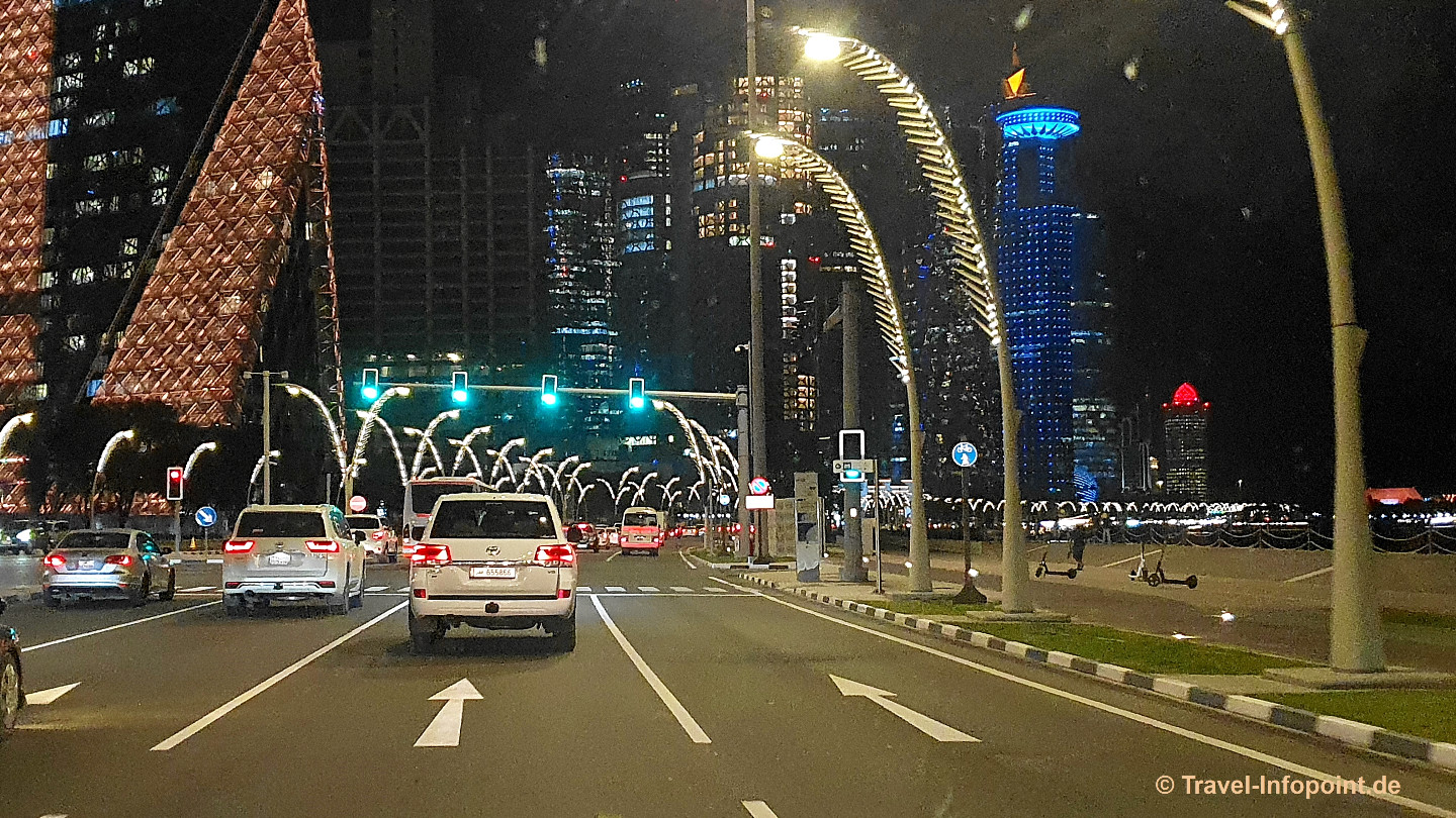 Katar / Doha: Night City Tour 39